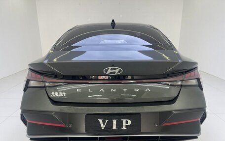 Hyundai Elantra, 2023 год, 1 600 000 рублей, 5 фотография