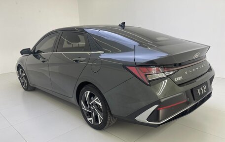 Hyundai Elantra, 2023 год, 1 600 000 рублей, 6 фотография