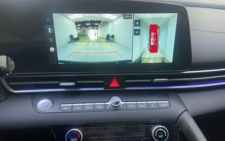 Hyundai Elantra, 2023 год, 1 600 000 рублей, 12 фотография