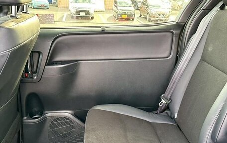 Toyota Noah III, 2021 год, 2 193 000 рублей, 16 фотография