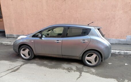 Nissan Leaf I, 2014 год, 1 050 000 рублей, 4 фотография