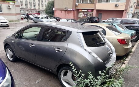 Nissan Leaf I, 2014 год, 1 050 000 рублей, 6 фотография