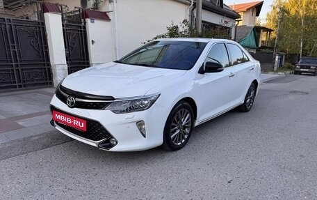 Toyota Camry, 2011 год, 1 395 000 рублей, 4 фотография