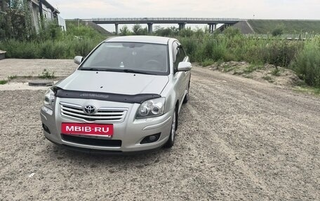 Toyota Avensis III рестайлинг, 2007 год, 700 000 рублей, 3 фотография