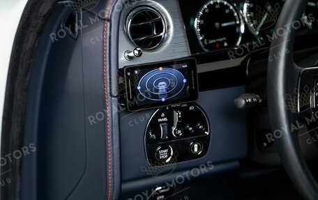 Rolls-Royce Phantom VIII, 2019 год, 38 400 000 рублей, 12 фотография