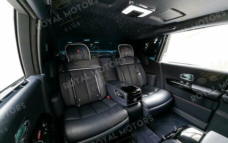 Rolls-Royce Phantom VIII, 2019 год, 38 400 000 рублей, 16 фотография