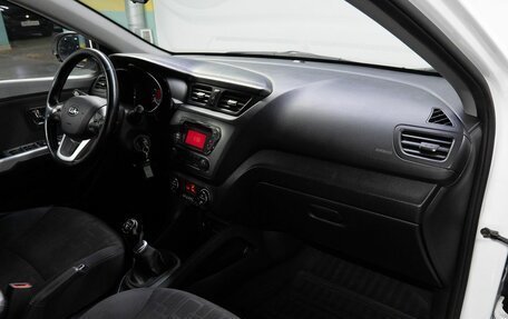 KIA Rio III рестайлинг, 2013 год, 690 000 рублей, 17 фотография