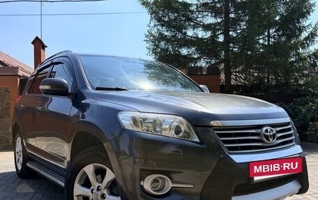 Toyota RAV4, 2011 год, 1 333 000 рублей, 2 фотография