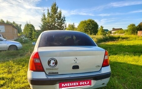Renault Symbol I, 2002 год, 175 000 рублей, 2 фотография