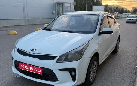 Hyundai Solaris II рестайлинг, 2019 год, 395 000 рублей, 1 фотография