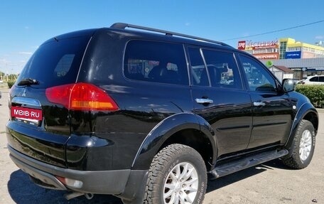 Mitsubishi Pajero Sport II рестайлинг, 2011 год, 1 980 000 рублей, 4 фотография