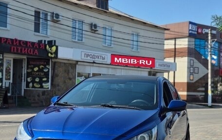 Hyundai Solaris II рестайлинг, 2012 год, 950 000 рублей, 8 фотография