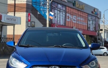 Hyundai Solaris II рестайлинг, 2012 год, 950 000 рублей, 4 фотография