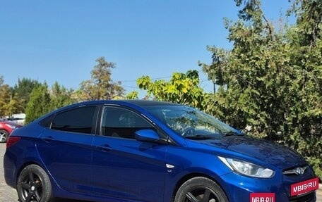 Hyundai Solaris II рестайлинг, 2012 год, 950 000 рублей, 5 фотография