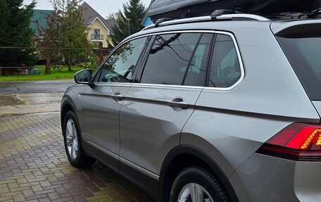 Volkswagen Tiguan II, 2018 год, 3 750 000 рублей, 3 фотография