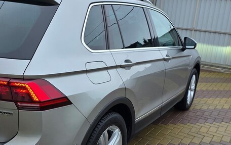 Volkswagen Tiguan II, 2018 год, 3 750 000 рублей, 5 фотография