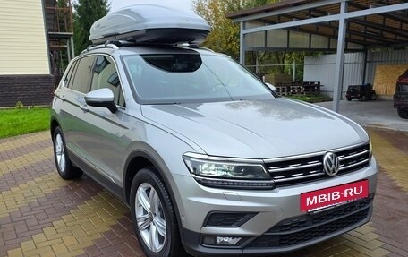 Volkswagen Tiguan II, 2018 год, 3 750 000 рублей, 8 фотография