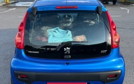 Peugeot 107 I рестайлинг, 2010 год, 285 000 рублей, 2 фотография