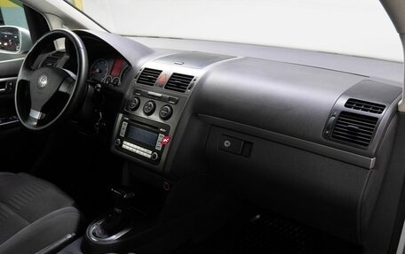 Volkswagen Touran III, 2008 год, 550 000 рублей, 16 фотография