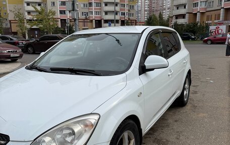 KIA cee'd I рестайлинг, 2009 год, 600 000 рублей, 2 фотография