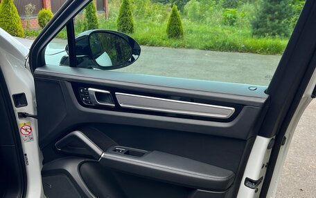 Porsche Cayenne III, 2022 год, 8 650 000 рублей, 8 фотография