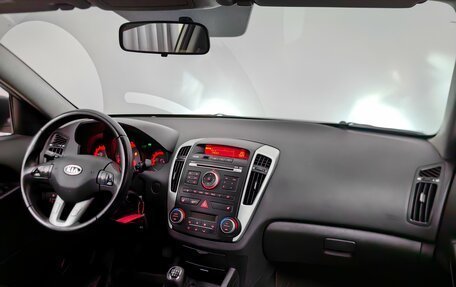 KIA cee'd I рестайлинг, 2010 год, 675 000 рублей, 13 фотография