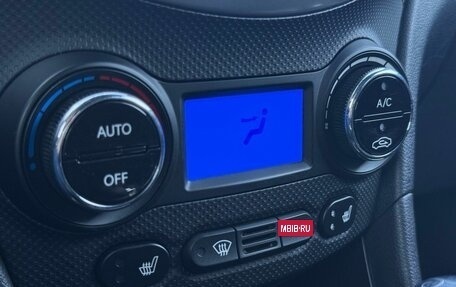 Hyundai Solaris II рестайлинг, 2012 год, 965 000 рублей, 18 фотография