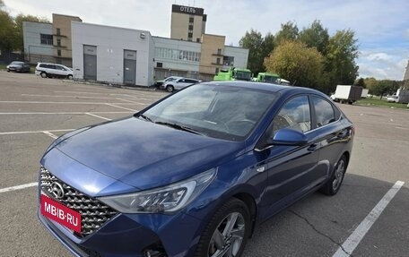Hyundai Solaris II рестайлинг, 2021 год, 1 650 000 рублей, 3 фотография