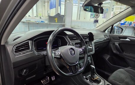 Volkswagen Tiguan II, 2020 год, 2 250 000 рублей, 6 фотография