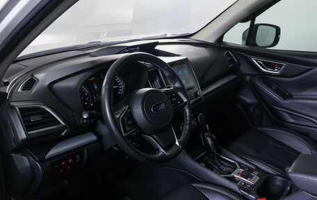Subaru Forester, 2018 год, 2 690 000 рублей, 15 фотография