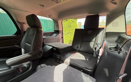 Cadillac Escalade III, 2012 год, 3 500 000 рублей, 23 фотография
