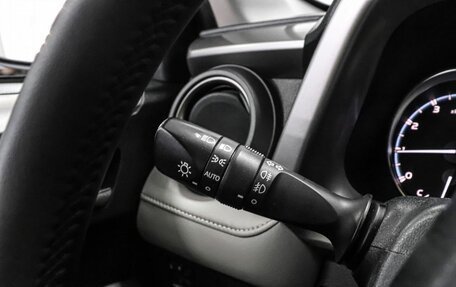 Toyota RAV4, 2016 год, 2 299 000 рублей, 13 фотография