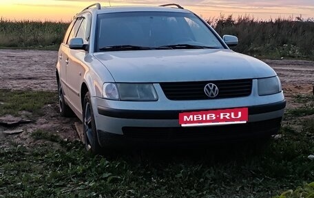 Volkswagen Passat B5+ рестайлинг, 1998 год, 350 000 рублей, 1 фотография