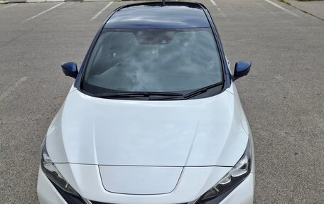 Nissan Leaf II, 2019 год, 2 500 000 рублей, 9 фотография