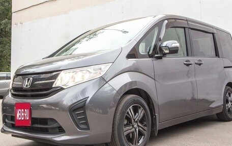 Honda Stepwgn IV, 2016 год, 1 990 000 рублей, 2 фотография