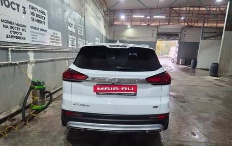 Geely Atlas, 2023 год, 2 200 000 рублей, 6 фотография