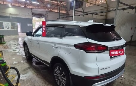 Geely Atlas, 2023 год, 2 200 000 рублей, 7 фотография