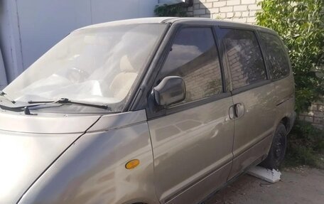 Nissan Serena I, 1991 год, 250 000 рублей, 2 фотография