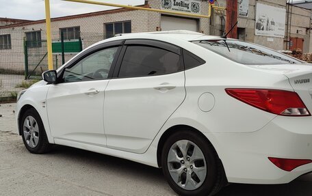 Hyundai Solaris II рестайлинг, 2015 год, 950 000 рублей, 6 фотография