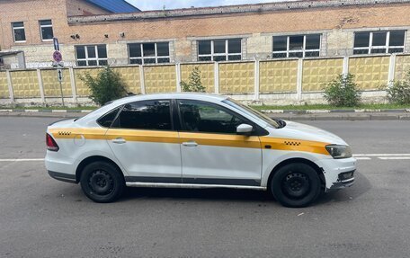 Volkswagen Polo VI (EU Market), 2017 год, 600 000 рублей, 2 фотография