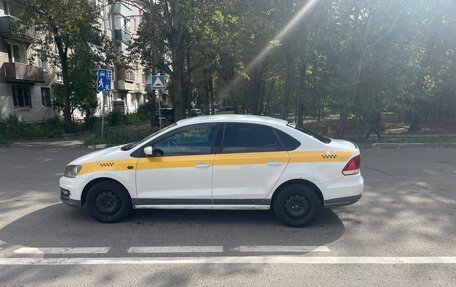 Volkswagen Polo VI (EU Market), 2017 год, 600 000 рублей, 4 фотография