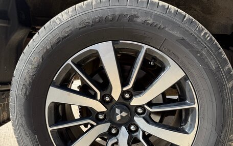 Mitsubishi Pajero Sport III рестайлинг, 2018 год, 3 200 000 рублей, 7 фотография