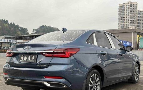 Ford Escort, 2021 год, 920 000 рублей, 13 фотография