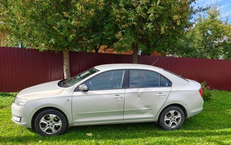 Skoda Rapid I, 2015 год, 790 000 рублей, 2 фотография