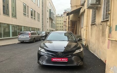 Toyota Camry, 2018 год, 2 000 000 рублей, 1 фотография