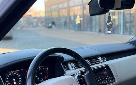 Land Rover Range Rover IV рестайлинг, 2019 год, 6 500 000 рублей, 11 фотография