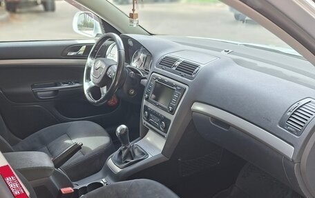 Skoda Octavia, 2009 год, 750 000 рублей, 3 фотография