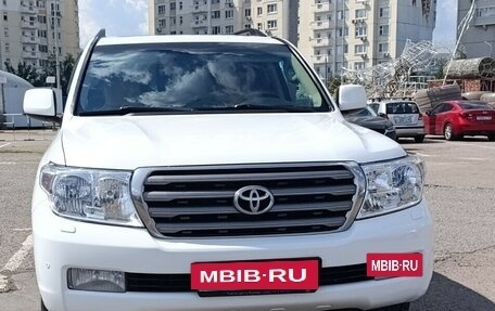 Toyota Land Cruiser 200, 2011 год, 2 900 000 рублей, 2 фотография