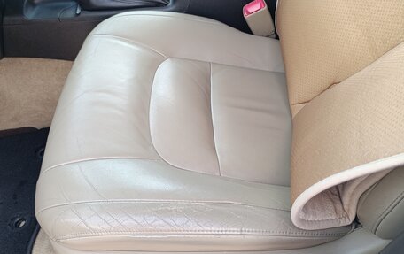 Toyota Land Cruiser 200, 2011 год, 2 900 000 рублей, 16 фотография