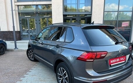 Volkswagen Tiguan II, 2021 год, 2 790 000 рублей, 3 фотография